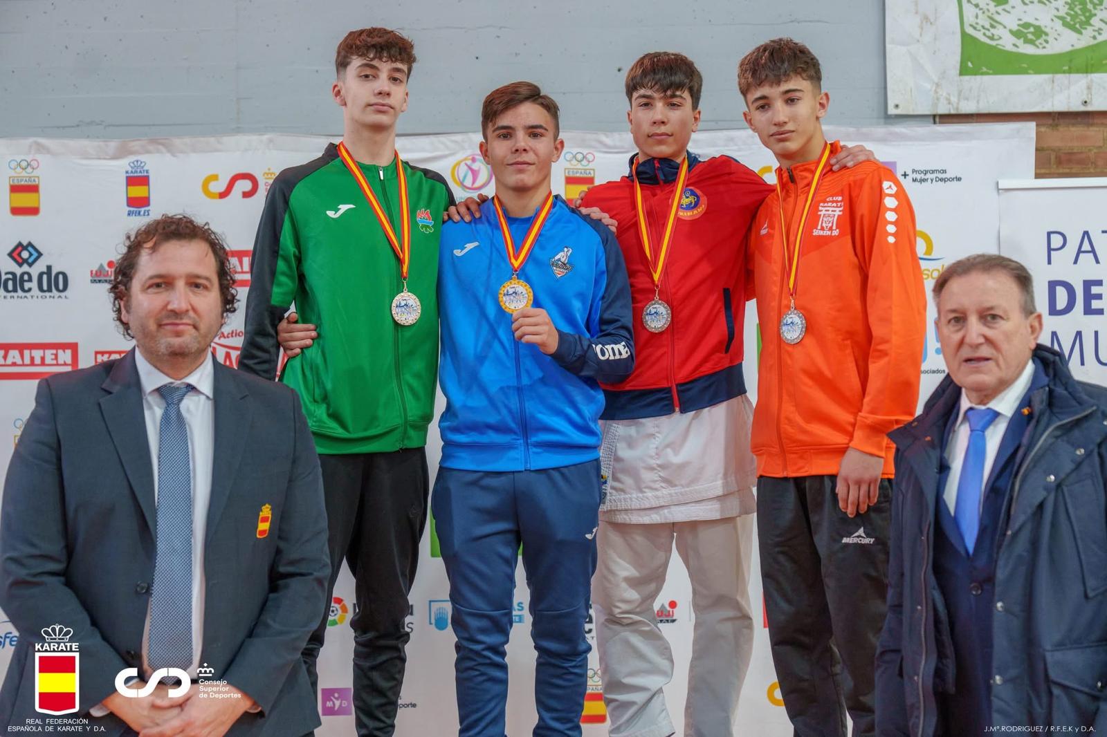 Arkaitz Vales y Leyre Pérez de Albéniz, subcampeones de Liga Nacional